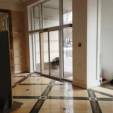 Apartment Old *